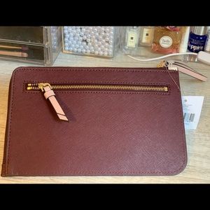 Kate spade l-zip wristlet